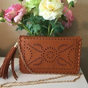 Urban Expressions Mini Crossbody Bag (EUC)